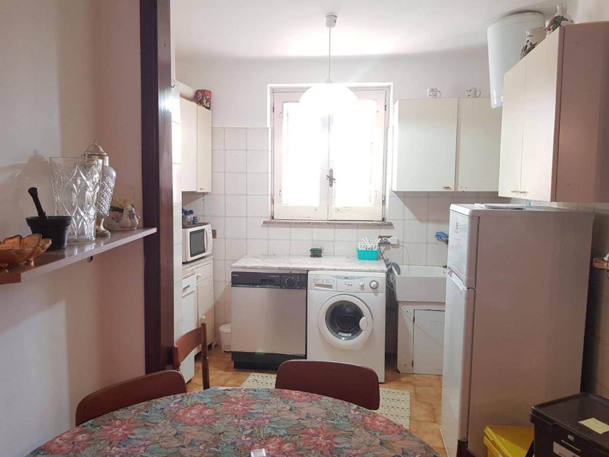 Casa Tranquilla E Luminosa Con Terrazzo A Due Passi Dal Mare Lejlighed Brolo Eksteriør billede